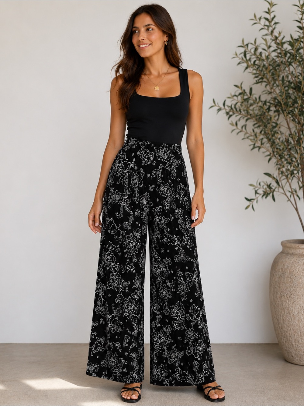 Chico's travelers Black Wide-Leg Floral Outline Pants 12